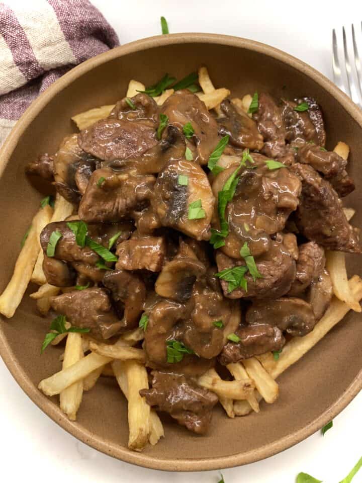 steak bites in mushroom gravy